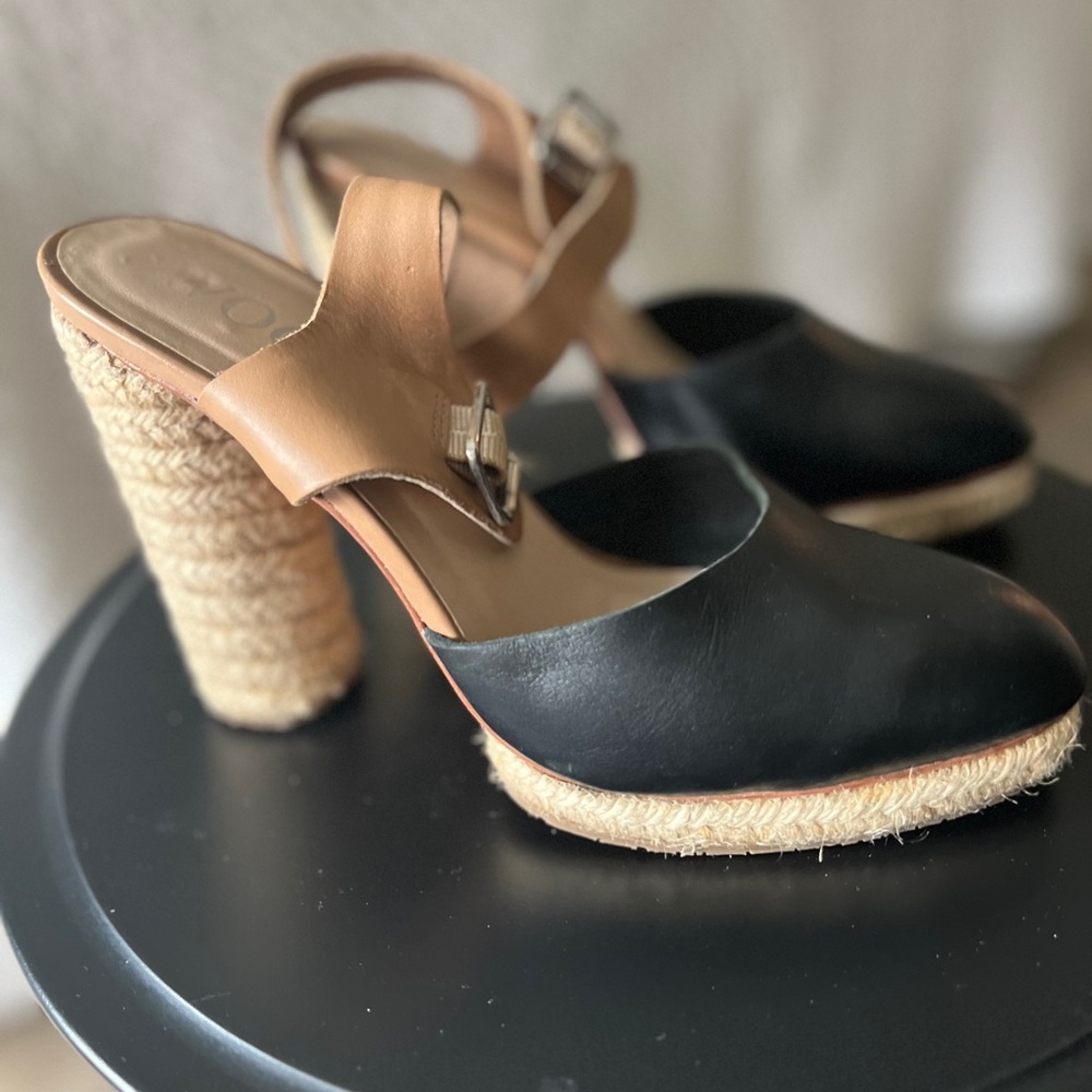 Size 7 - Brazilian brand! Black and tan leather espadrille heeled sandals